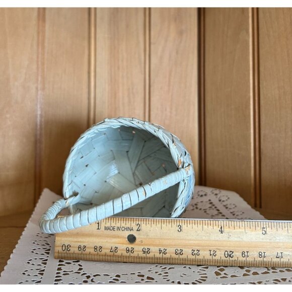 Vintage Hand-Painted Rustic Woven Small Easter Basket Bunny Rabbit Spring Decor - Picture 5 of 8